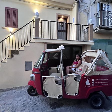 B&B San Nicodemo Ciro Εξωτερικό φωτογραφία